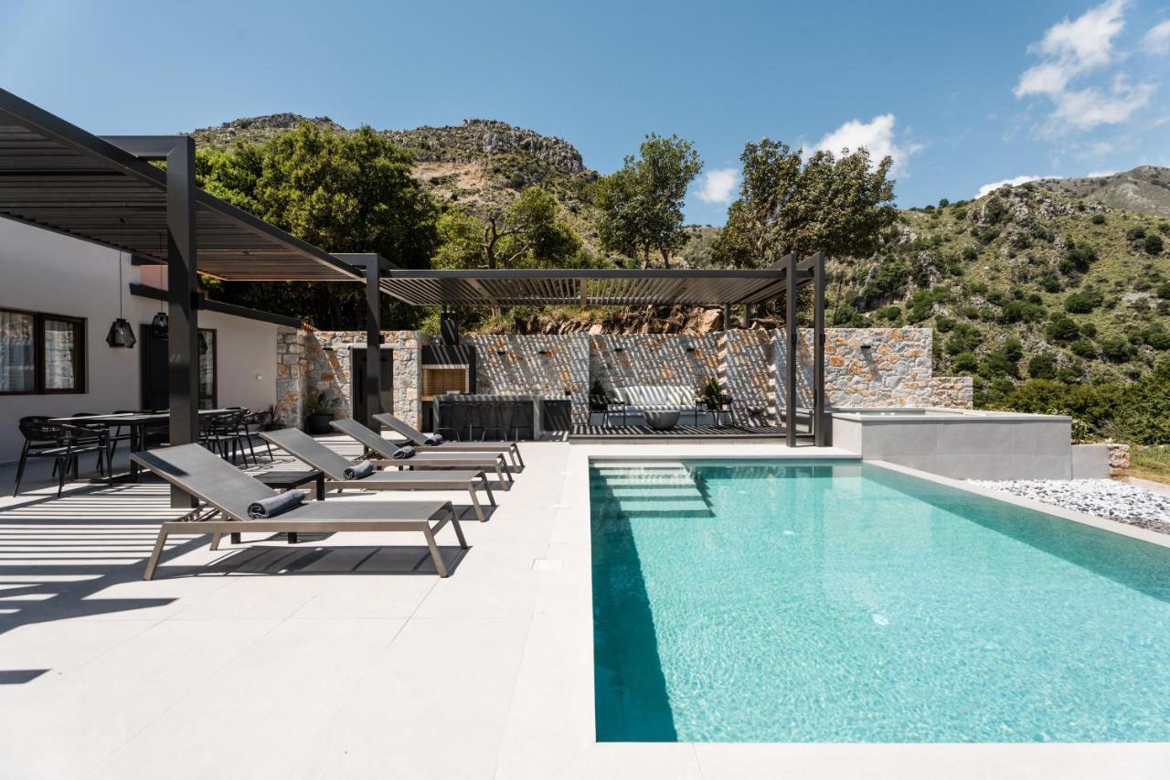 Eumelia Iconic Villa, With Heated Pool & Whirlpool, By Thinkvilla Asi Gonia Exterior foto